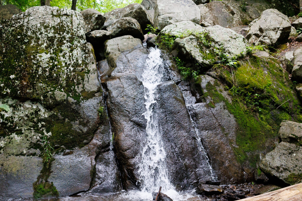 Hacklebarney State Park- Large rocks with water