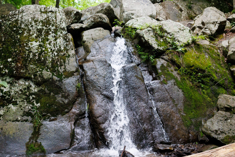 Hacklebarney State Park- Large rocks with water